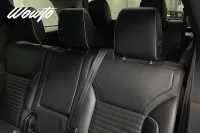 Land Rover Discovery TD4 4WD HSE Luxury 7-Sits /Pano/Se Spec 132kW thumbnail