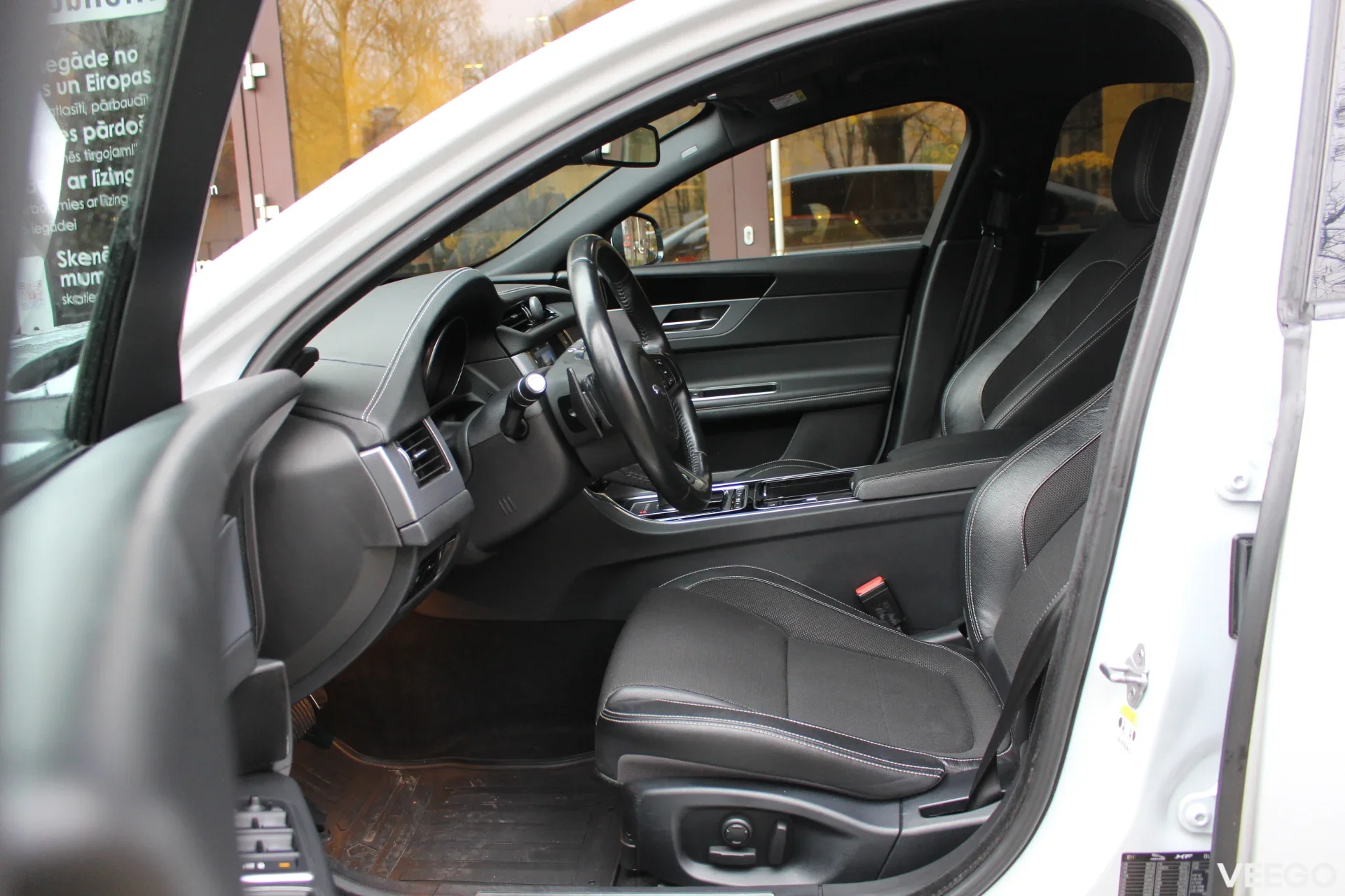 Jaguar XF X260 3.0d R-Sport 3.0 221kW