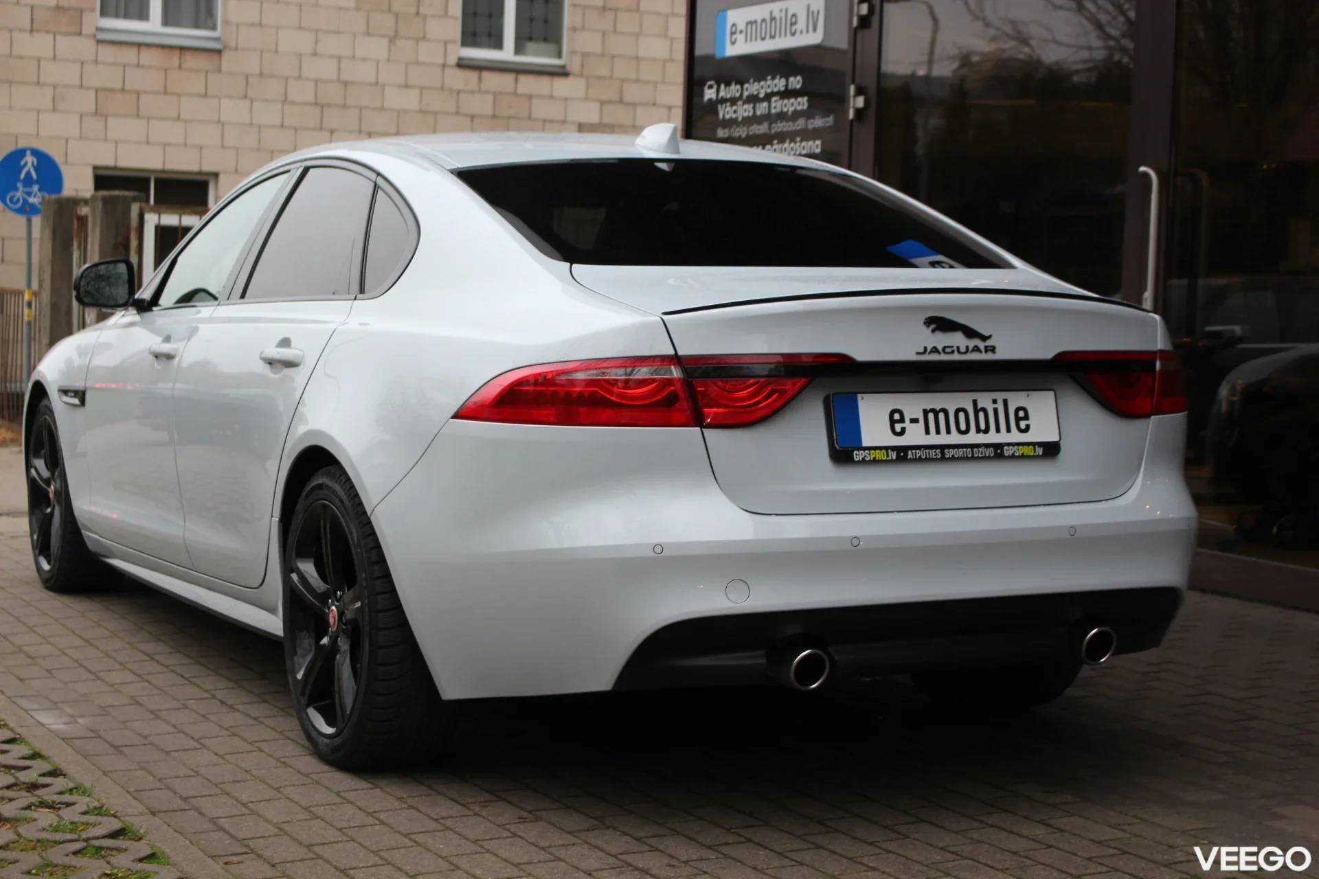 Jaguar XF X260 3.0d R-Sport 3.0 221kW