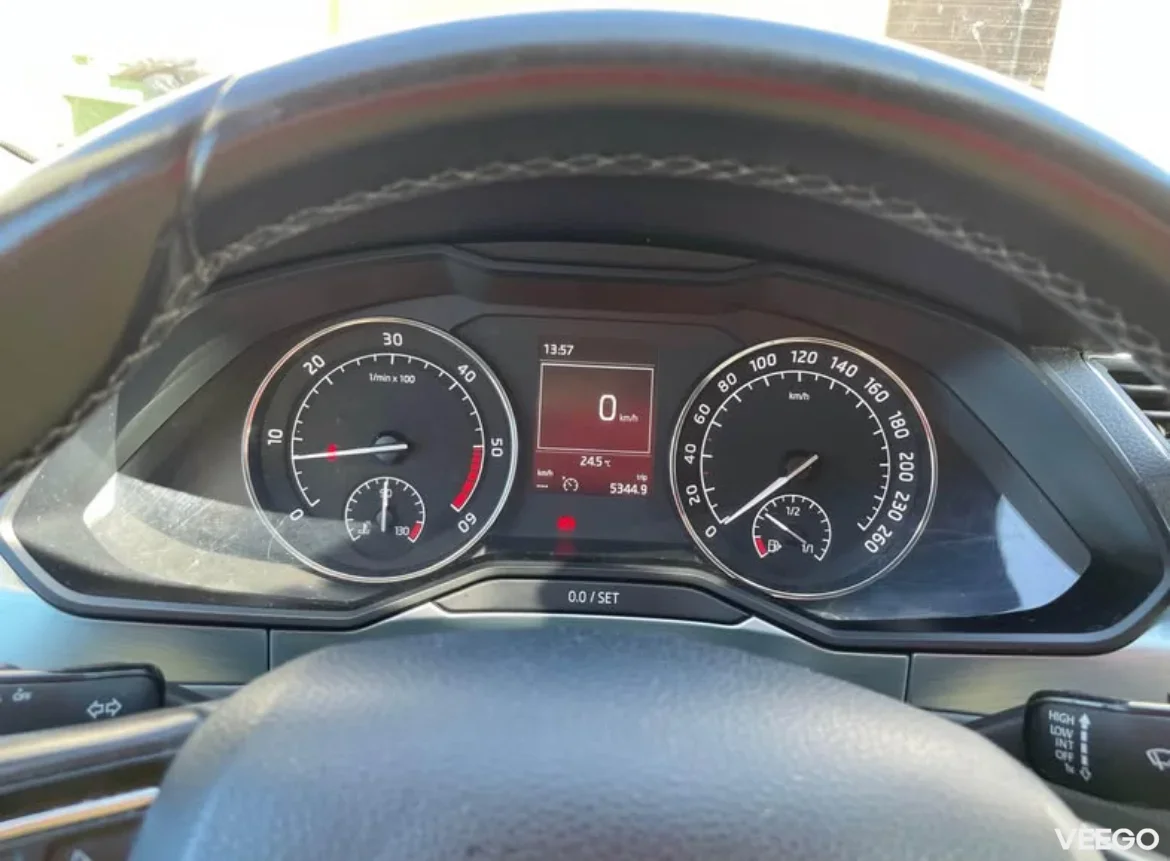 Skoda Superb superb 2.0 110kW