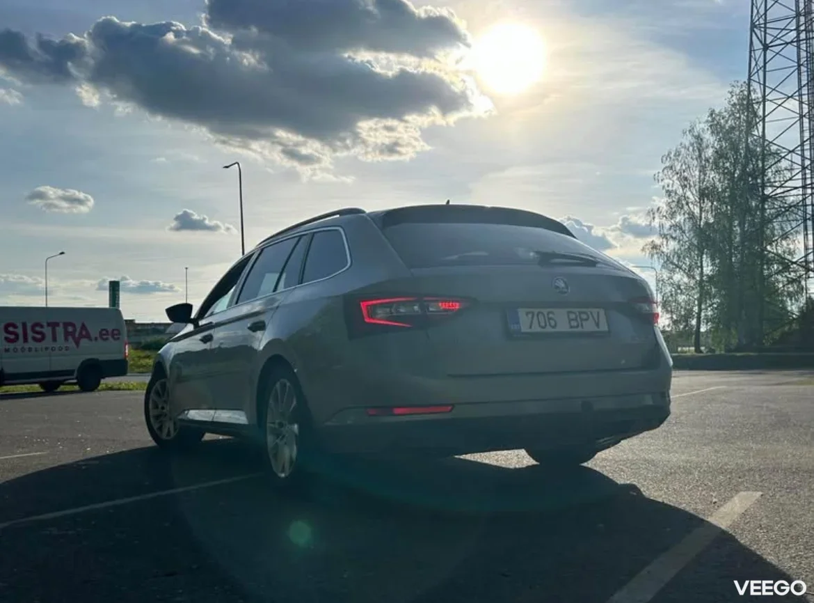 Skoda Superb superb 2.0 110kW