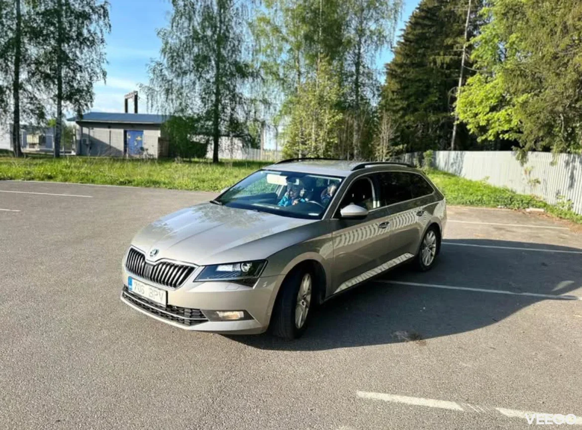 Skoda Superb superb 2.0 110kW