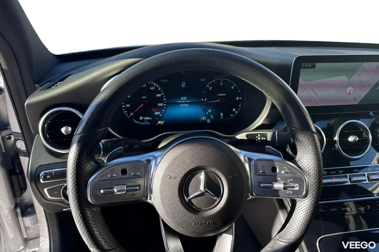 Mercedes-Benz C220 d AMG pakett 2 143kW