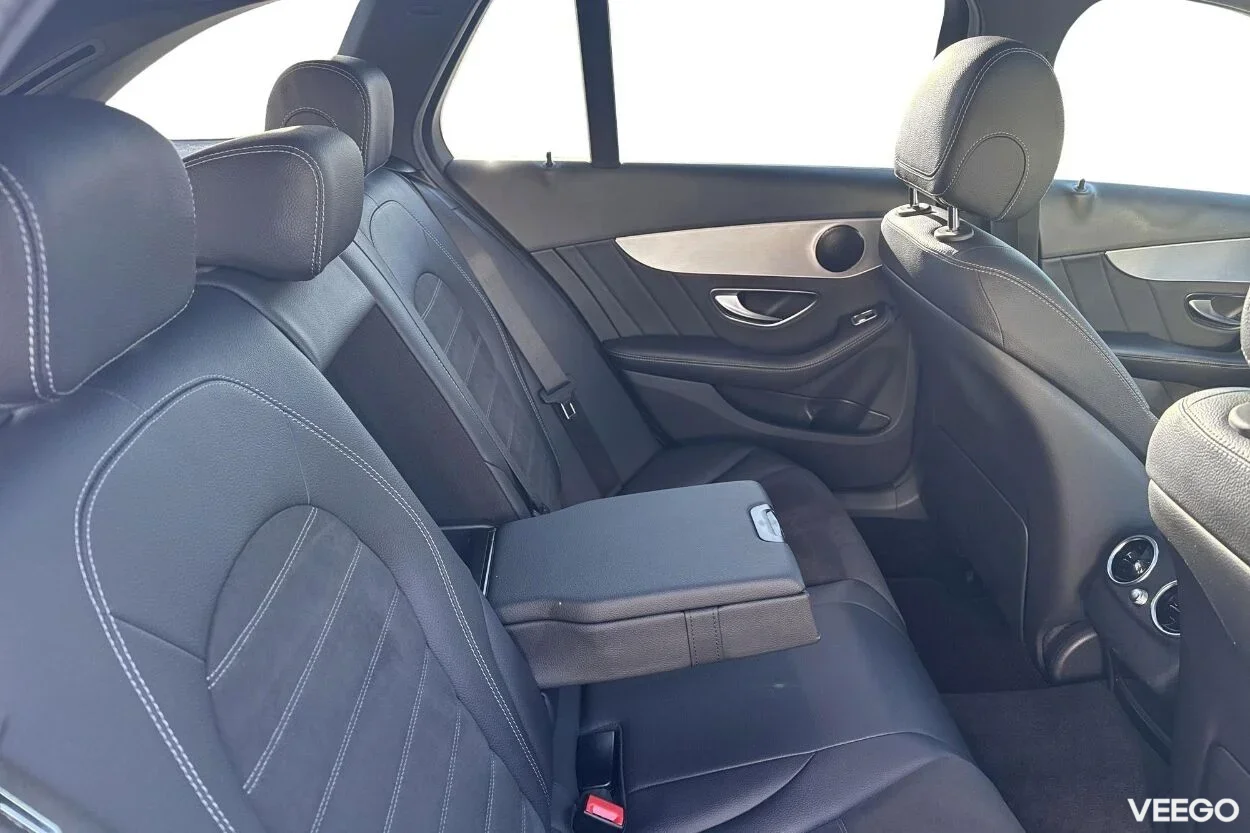 Mercedes-Benz C220 d AMG pakett 2 143kW