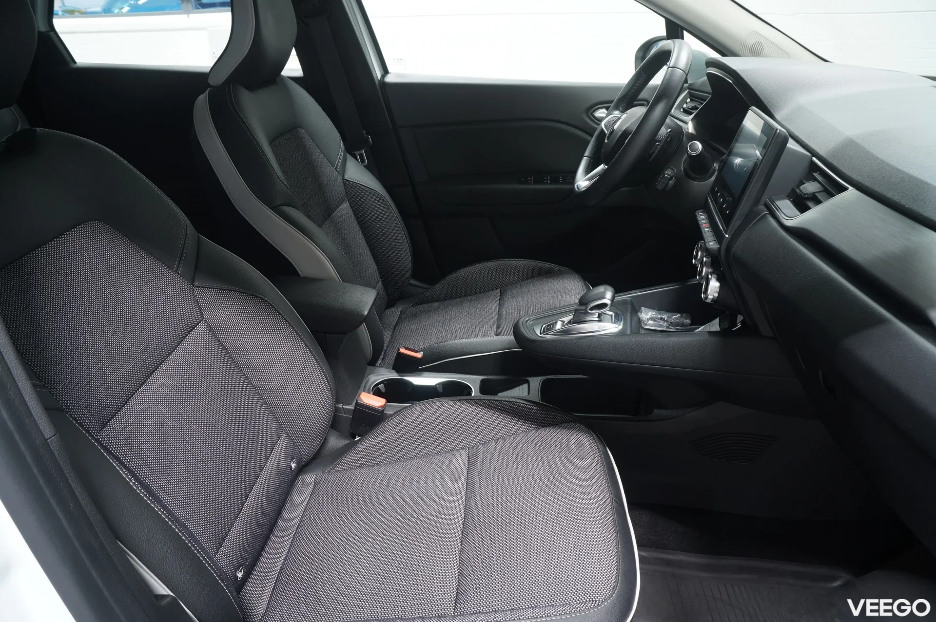 Renault Captur Intens Mild Hybrid 1,3 TCe 140hj EDC 1.3 103kW