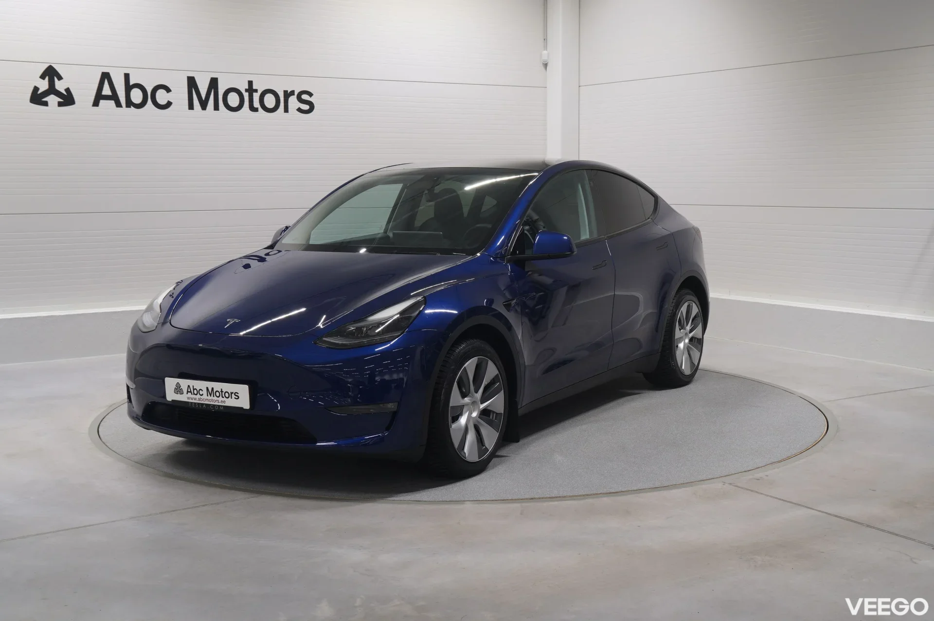 Tesla Model Y Long Range Dual Motor AWD 153kW