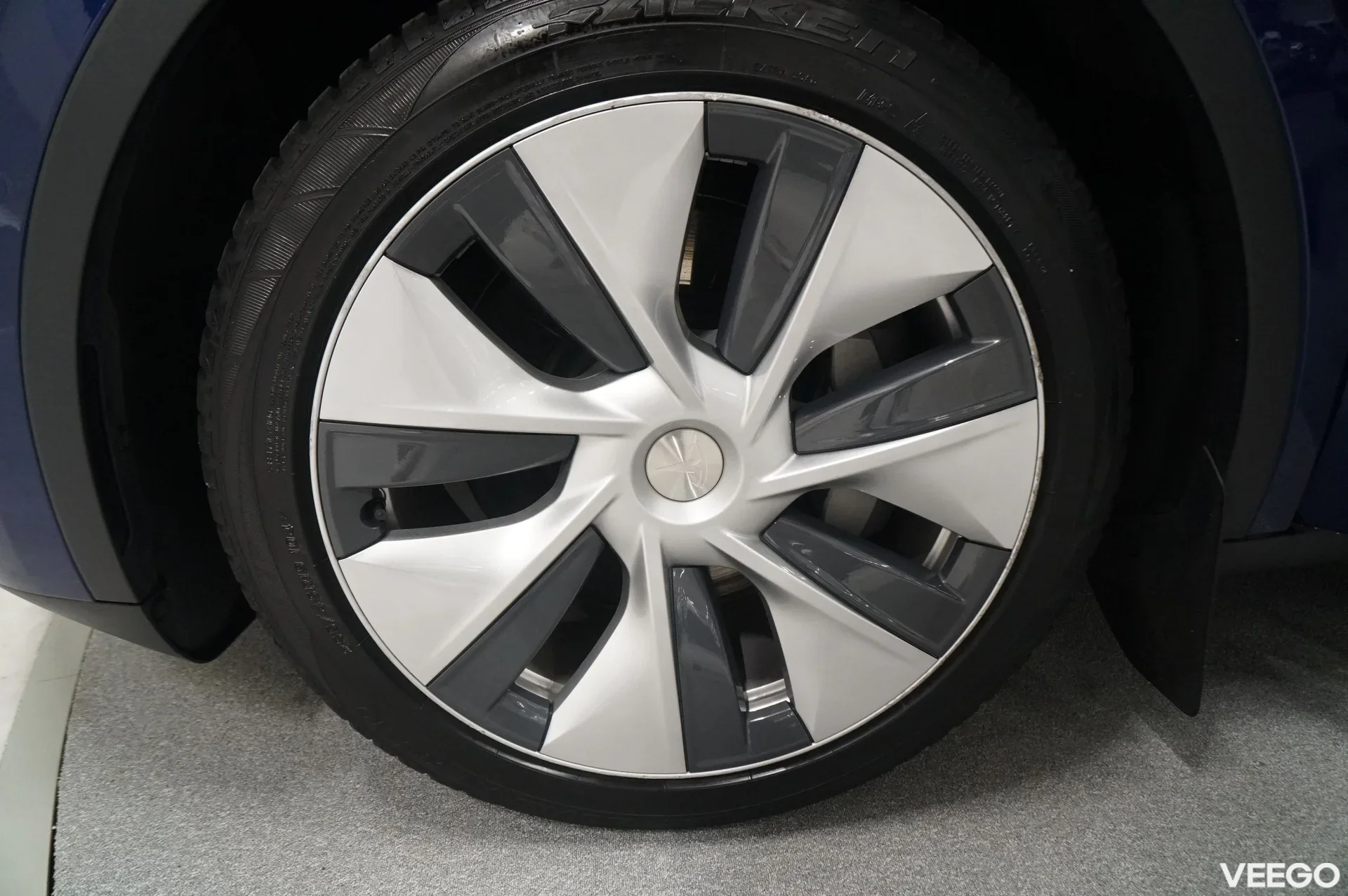 Tesla Model Y Long Range Dual Motor AWD 153kW