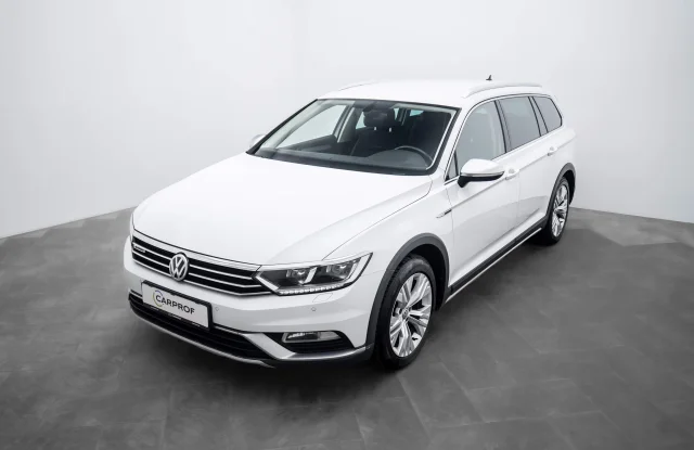 Image of Volkswagen Passat Alltrack 4Motion 2.0 140kW