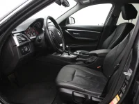 BMW 320 2 120kW thumbnail