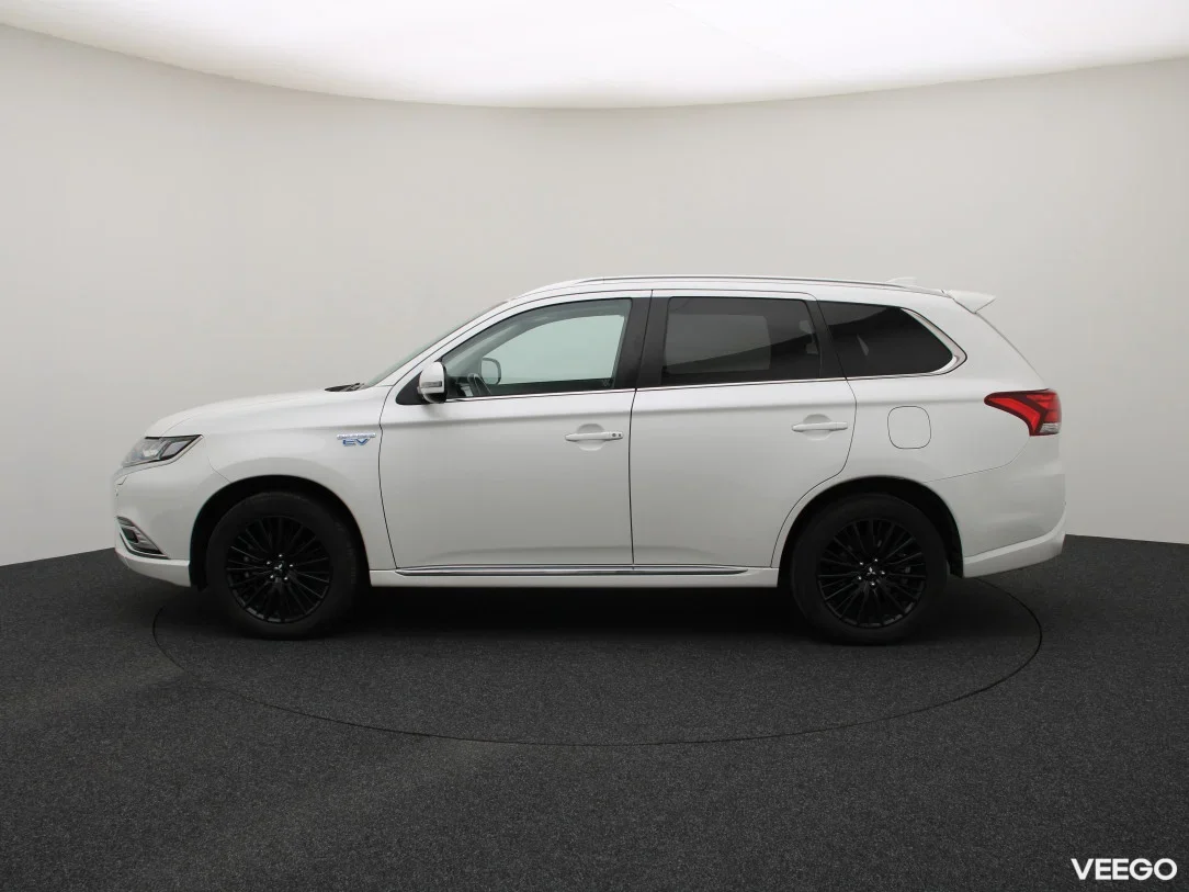 Mitsubishi Outlander 2.4 99kW