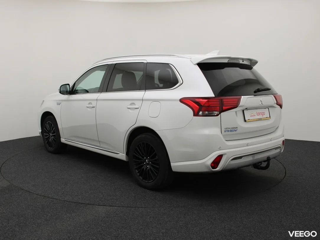 Mitsubishi Outlander 2.4 99kW