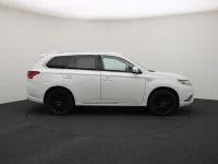 Mitsubishi Outlander 2.4 99kW thumbnail
