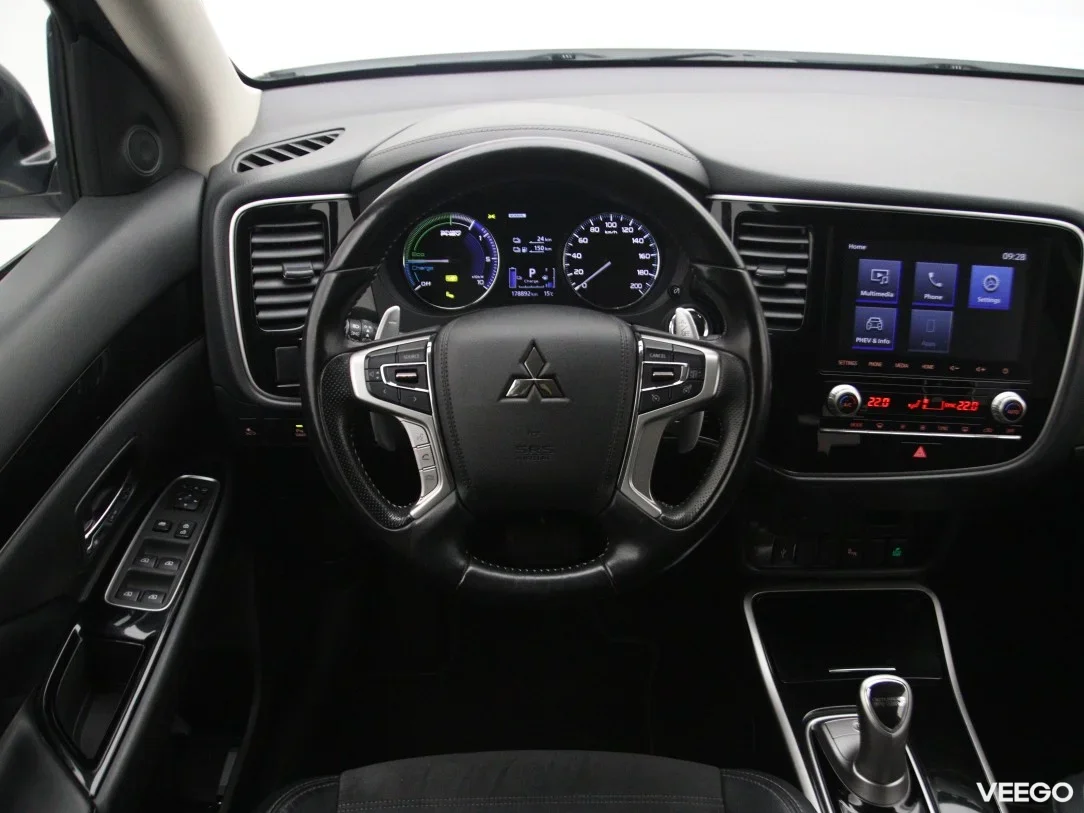 Mitsubishi Outlander 2.4 99kW