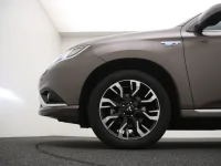 Mitsubishi Outlander 2 89kW thumbnail