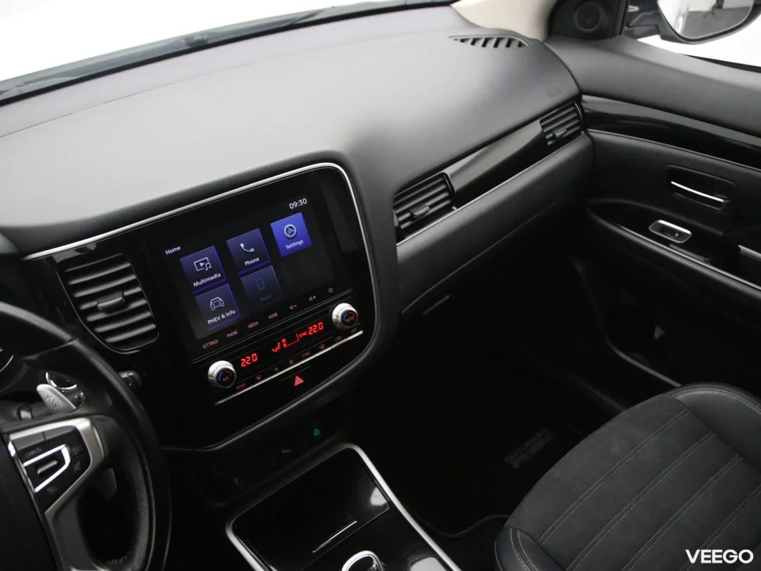 Mitsubishi Outlander 2.4 99kW