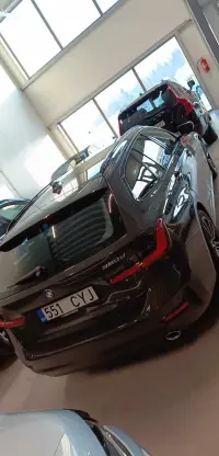 BMW 320 140kW thumbnail