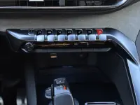 Peugeot 3008 2.0 133kW thumbnail