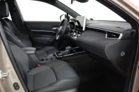 Toyota Corolla Cross Luxury Hybrid FWD 2 98kW thumbnail