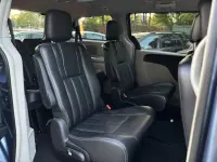 Chrysler Town & Country 3.6 211kW thumbnail