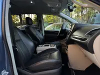 Chrysler Town & Country 3.6 211kW thumbnail