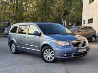 Chrysler Town & Country 3.6 211kW thumbnail