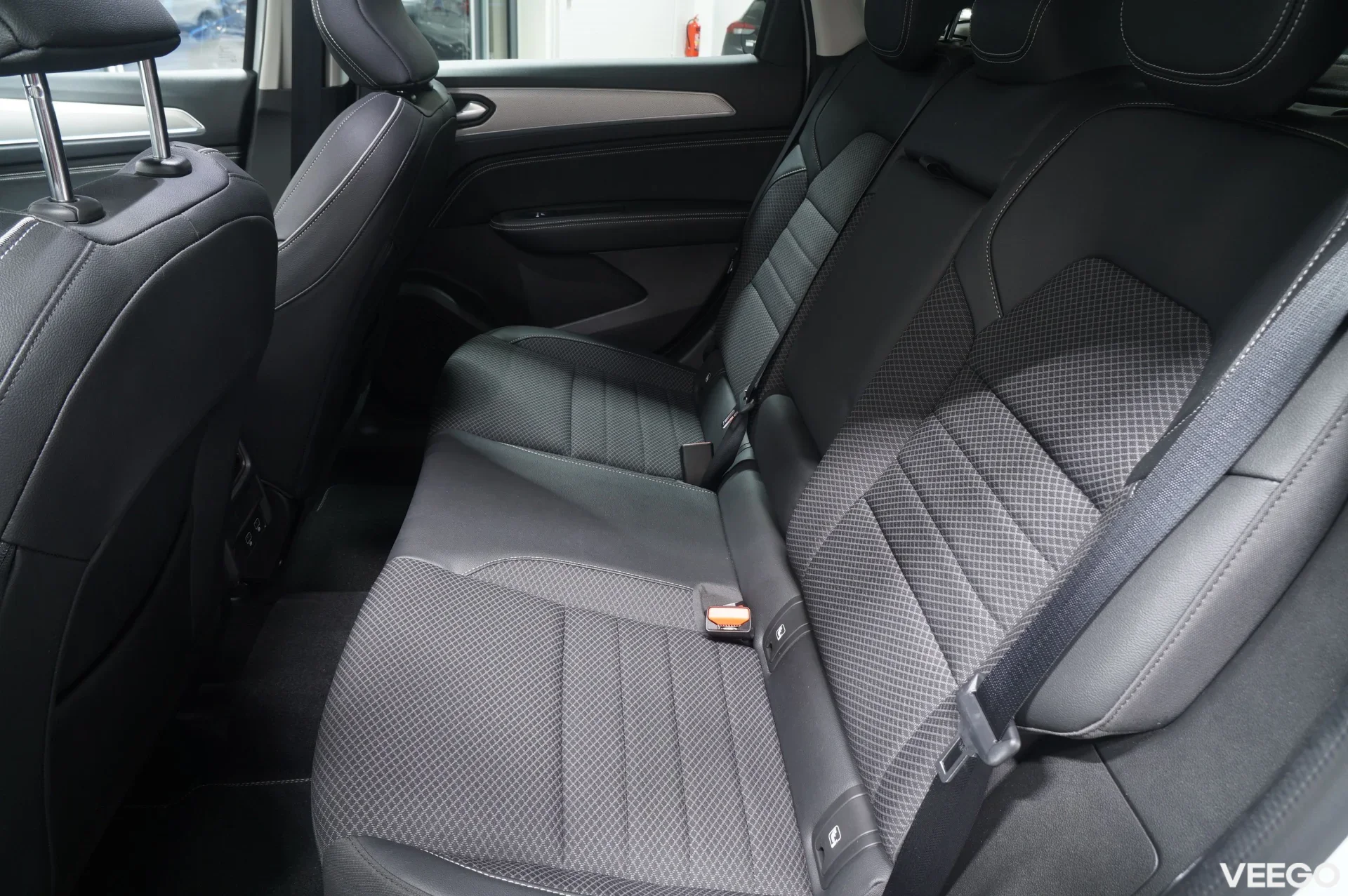 Renault Arkana INTENS 1.6 E-TECH EDC 1.6 69kW