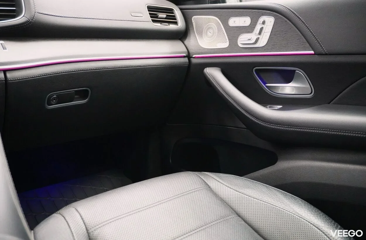 Mercedes-Benz GLE350 de 4Matic AMG Night pakett 2 143kW