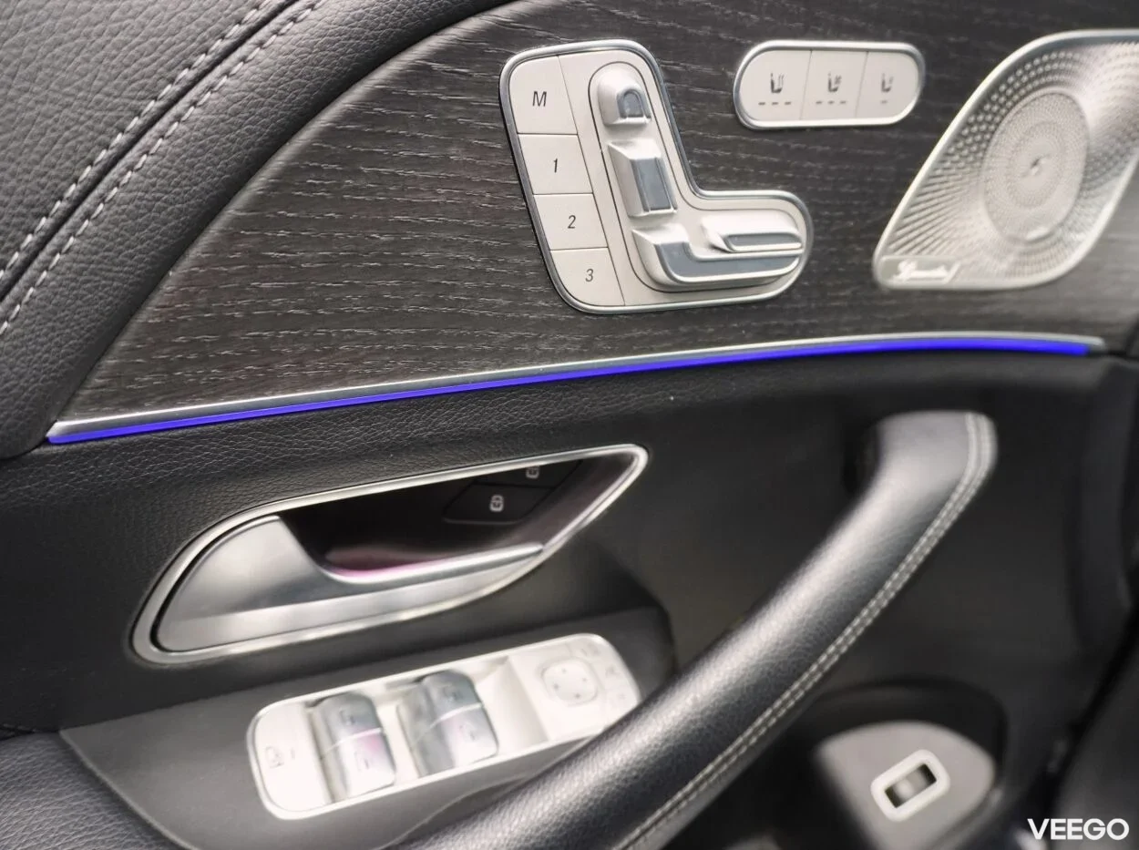 Mercedes-Benz GLE350 de 4Matic AMG Night pakett 2 143kW