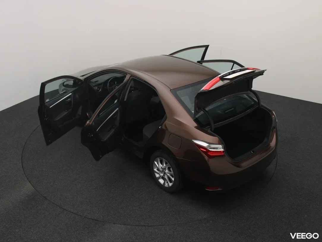 Toyota Corolla 1.6 97kW