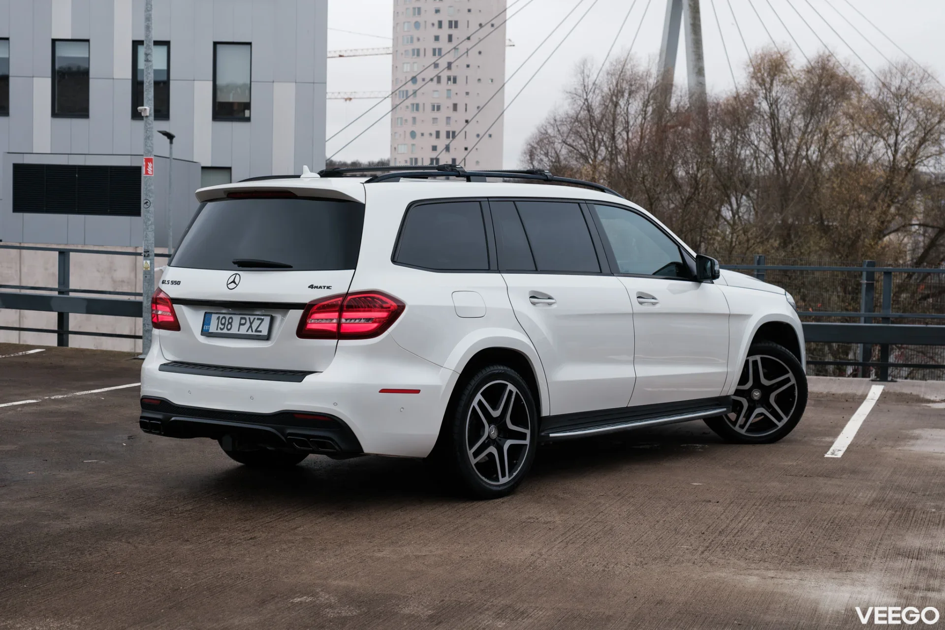 Mercedes-Benz GLS500 4.7 335kW