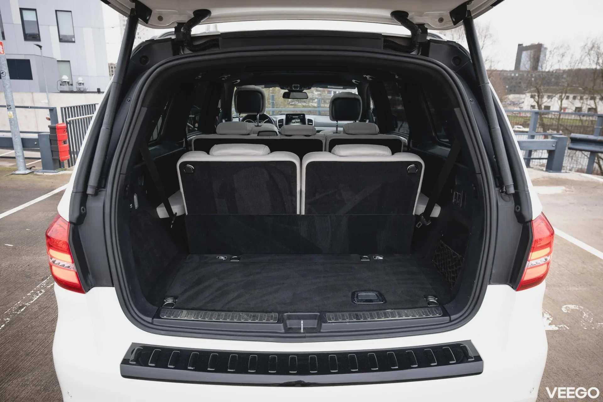 Mercedes-Benz GLS500 4.7 335kW