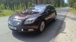 Image of Opel Insignia Sports Tourer Turbo SW 4x4 2.0 184kW