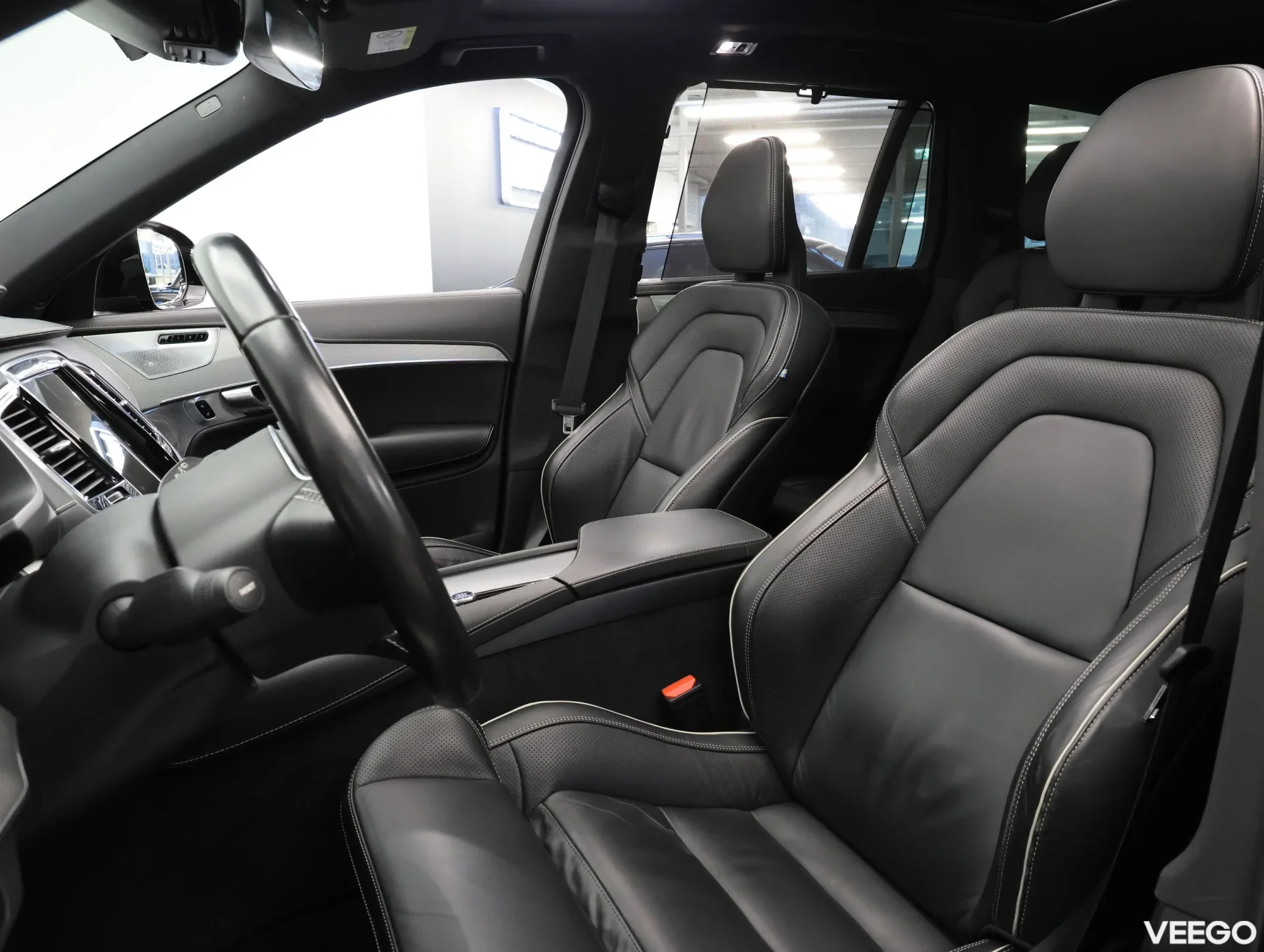 Volvo XC90 B5 AWD R-Desing 173kW