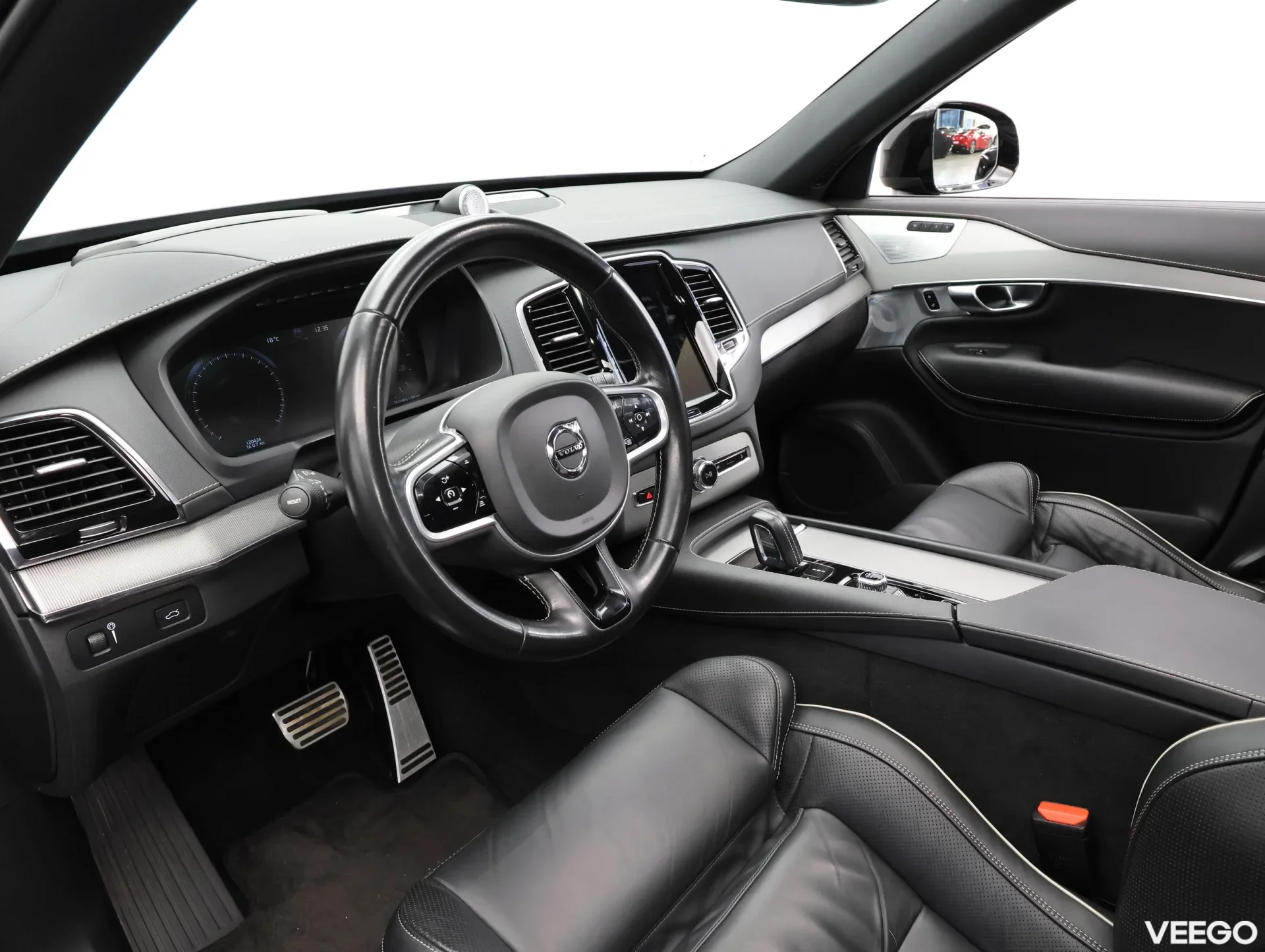 Volvo XC90 B5 AWD R-Desing 173kW