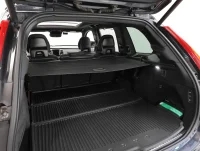 Volvo XC90 B5 AWD R-Desing 173kW thumbnail