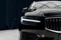 Volvo V60 Recharge T6 AWD 350hk Core Edition P-värmare 257kW thumbnail