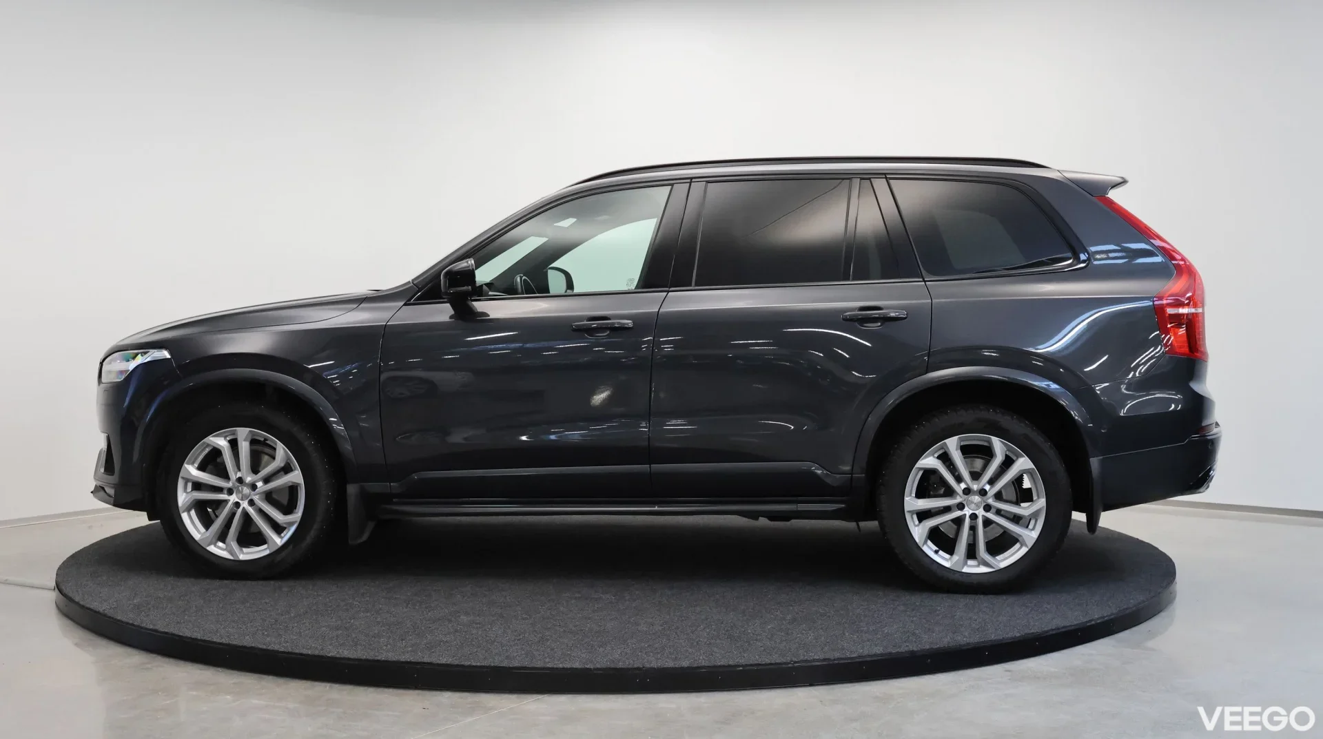 Volvo XC90 B5 AWD R-Desing 173kW