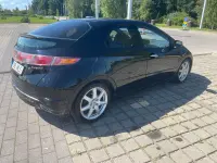 Honda Civic 1.8 103kW thumbnail