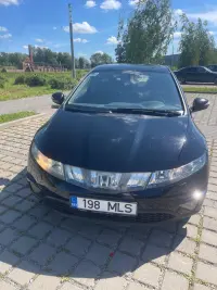 Honda Civic 1.8 103kW thumbnail