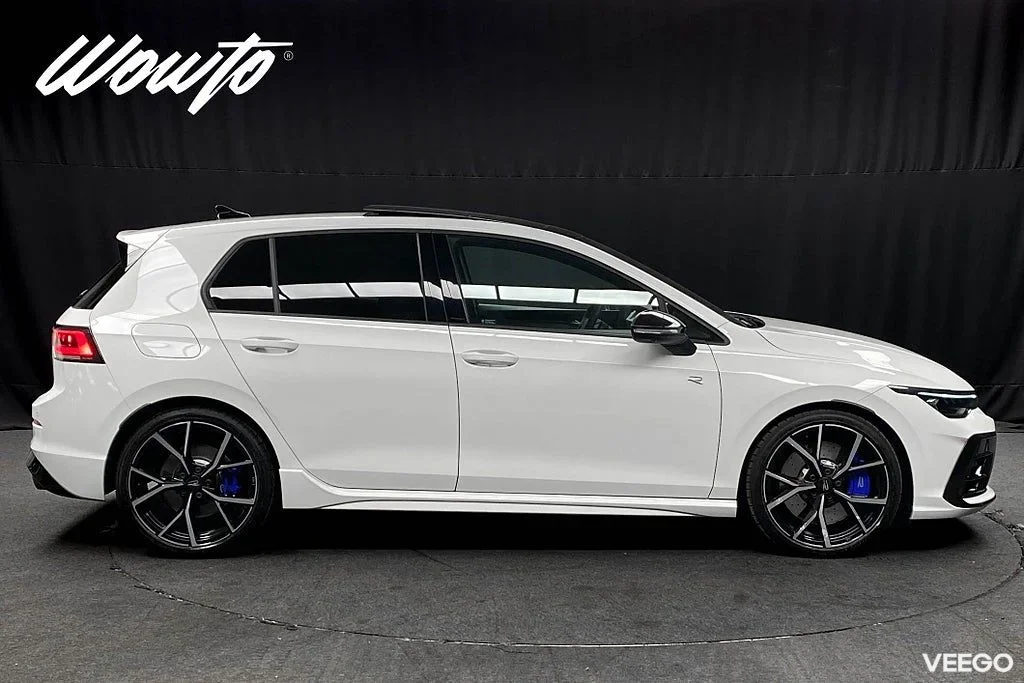 Volkswagen Golf R 2.0 TSI 4M 333HK /Akrapovic /Pano /DCC/H/K 245kW