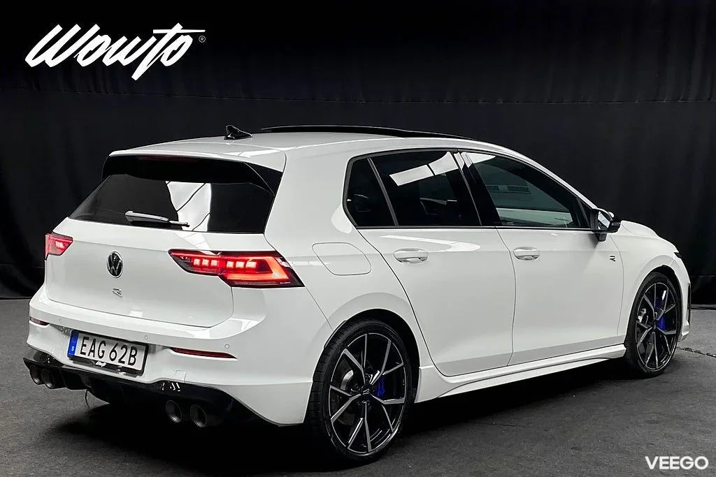Volkswagen Golf R 2.0 TSI 4M 333HK /Akrapovic /Pano /DCC/H/K 245kW