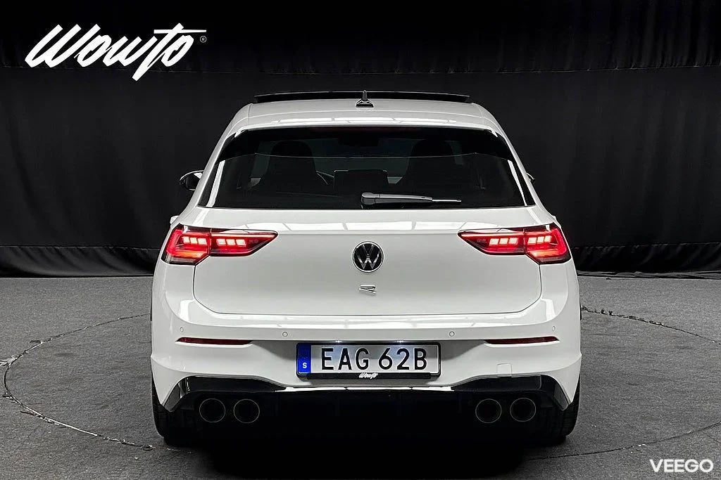 Volkswagen Golf R 2.0 TSI 4M 333HK /Akrapovic /Pano /DCC/H/K 245kW