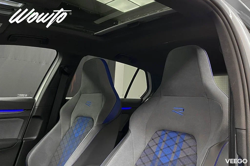 Volkswagen Golf R 2.0 TSI 4M 333HK /Akrapovic /Pano /DCC/H/K 245kW