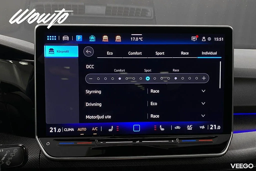 Volkswagen Golf R 2.0 TSI 4M 333HK /Akrapovic /Pano /DCC/H/K 245kW