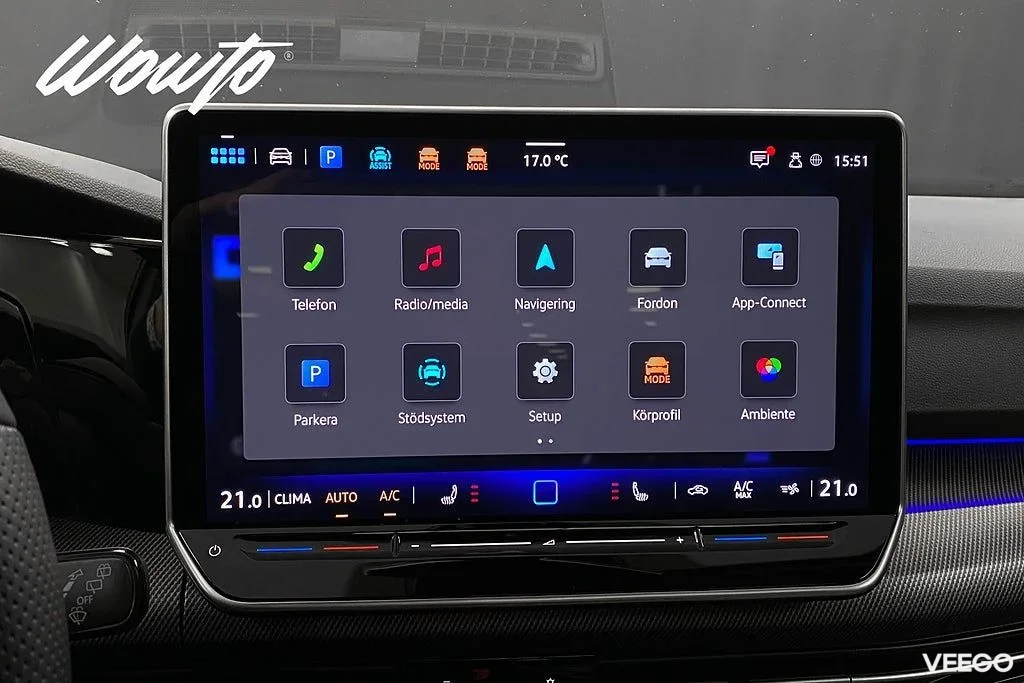 Volkswagen Golf R 2.0 TSI 4M 333HK /Akrapovic /Pano /DCC/H/K 245kW