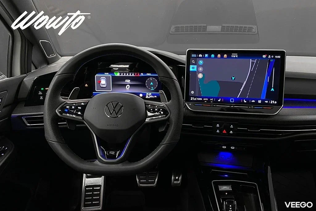 Volkswagen Golf R 2.0 TSI 4M 333HK /Akrapovic /Pano /DCC/H/K 245kW