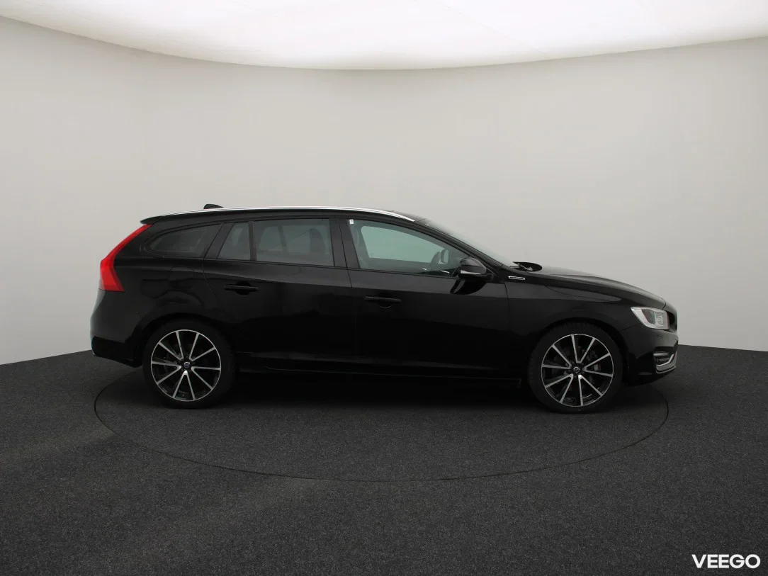 Volvo V60 2.4 162kW