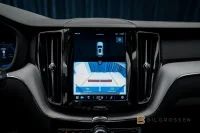 Volvo XC60 Recharge T6 AWD Plus Dark Panorama Drag 257kW thumbnail