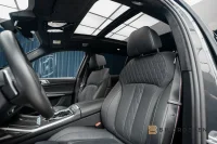BMW X7 M60i xDrive M Sport Pro Executive SkyLounge B&W 390kW thumbnail