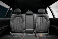 BMW X7 M60i xDrive M Sport Pro Executive SkyLounge B&W 390kW thumbnail